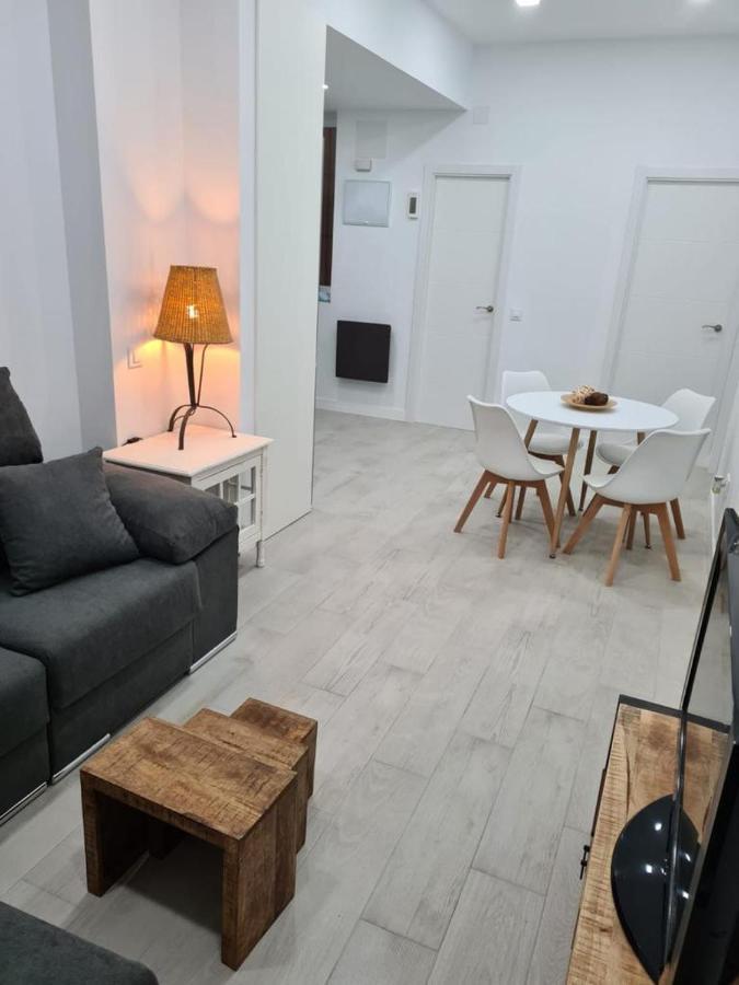 Апартаменти Apartamento Pet-Friendly En Atocha By Bebalmy Мадрид Екстер'єр фото