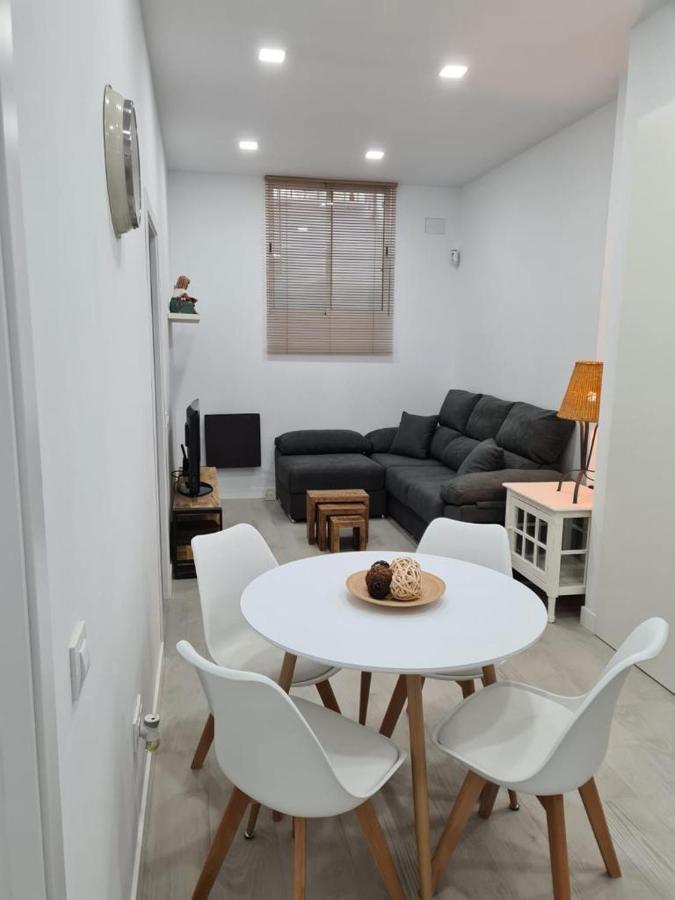 Апартаменти Apartamento Pet-Friendly En Atocha By Bebalmy Мадрид Екстер'єр фото