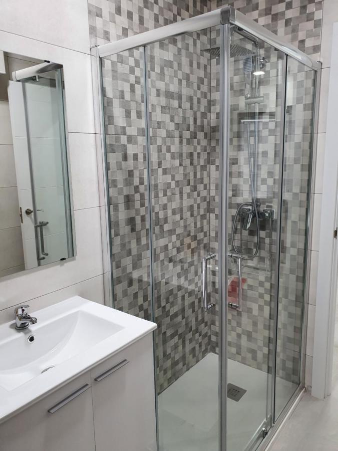 Апартаменти Apartamento Pet-Friendly En Atocha By Bebalmy Мадрид Екстер'єр фото